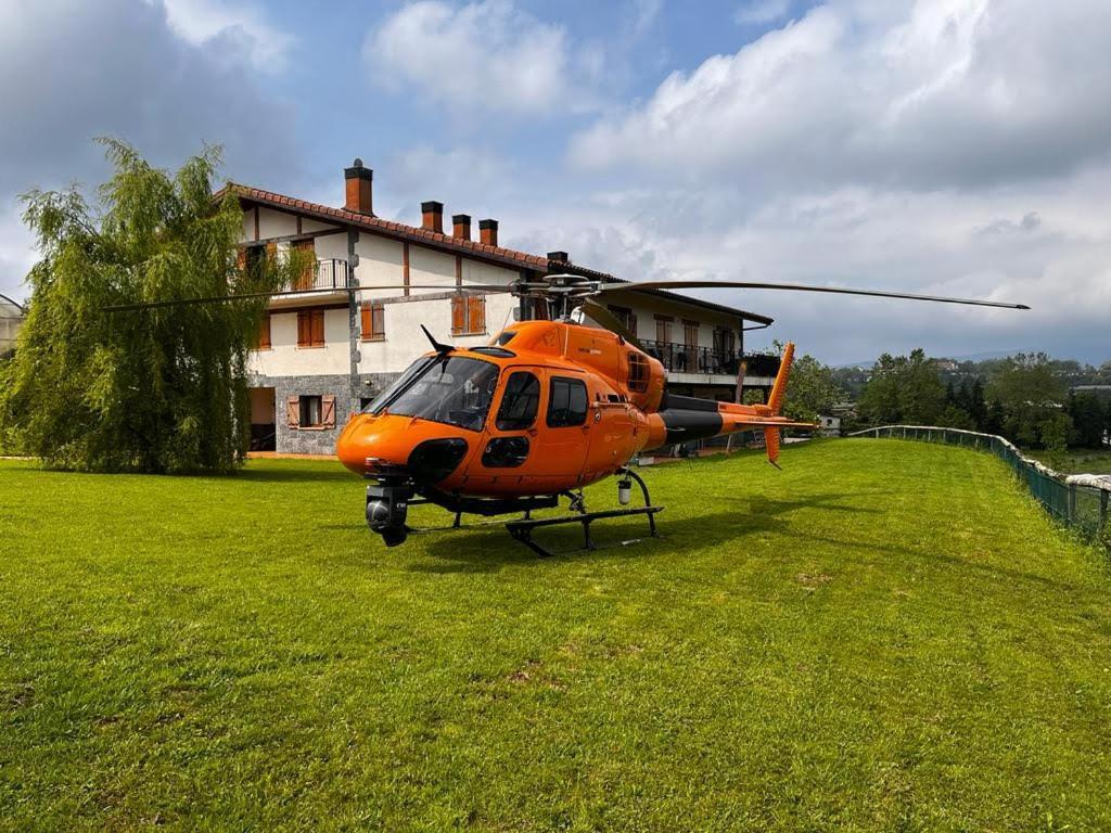 Country house Larre Aundi